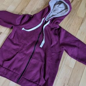 Beautiful wine colored sweatshirt